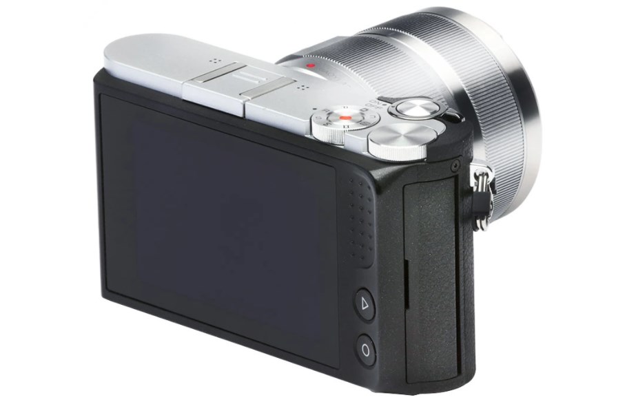 YI M1 Mirrorless Digital Camerа vs Sony A5100